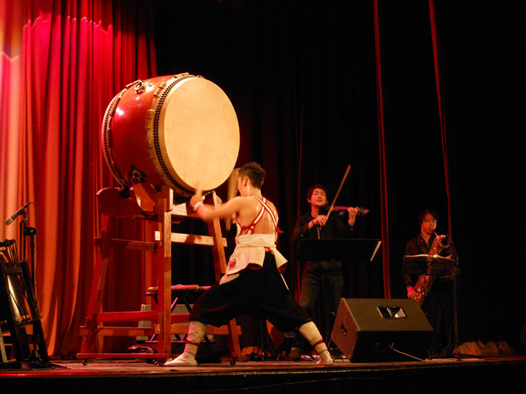 Shuichiro Ueda Drumming